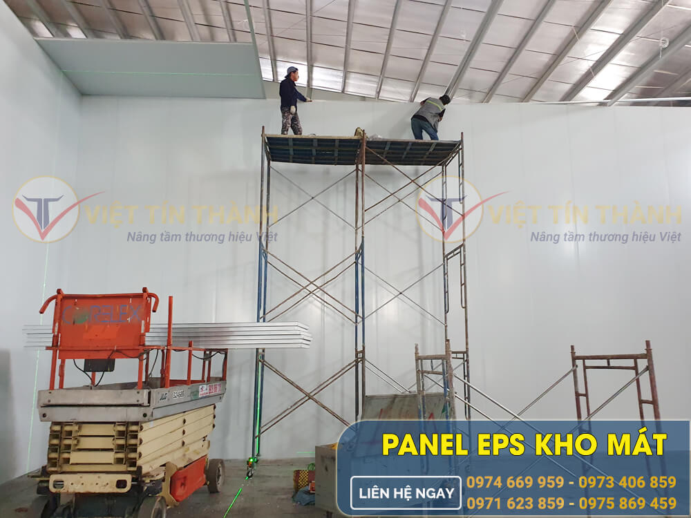 Panel eps thi công kho mát.Ảnh: Việt Tín Thành